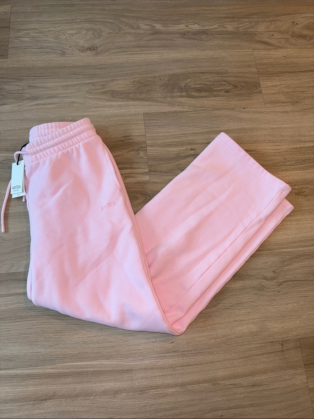 Aritzia sweatpants NWT - Picture 4 of 6
